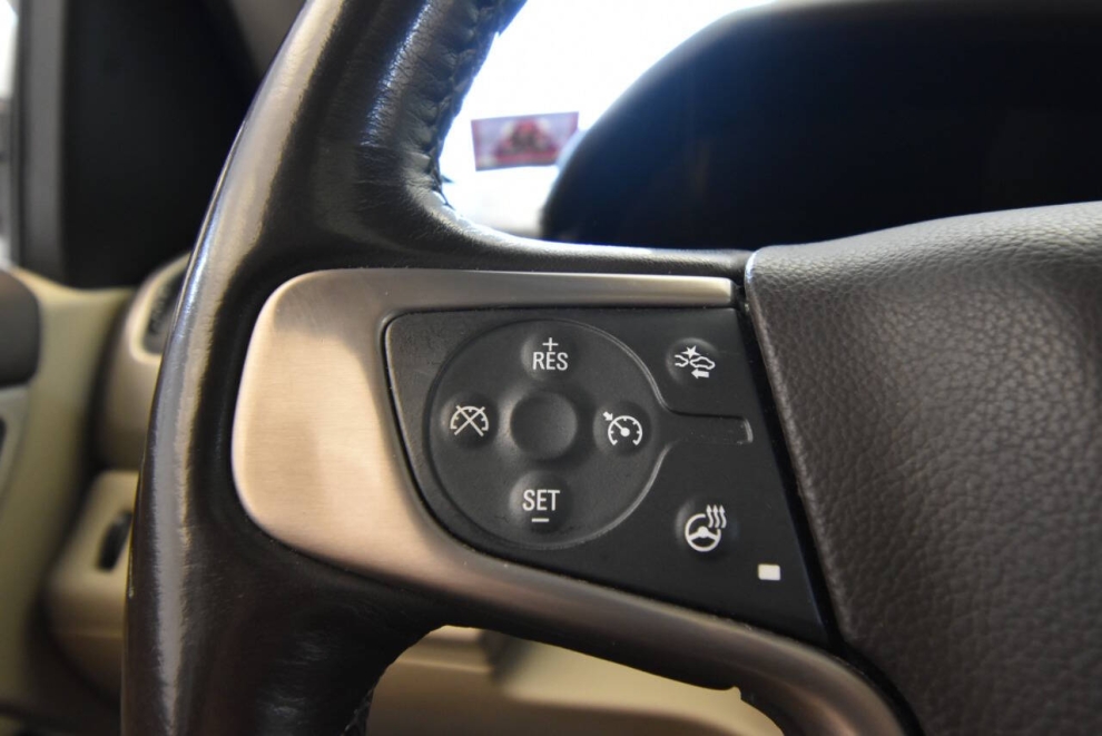 2019 GMC Yukon XL Denali 4x4 4dr SUV, White, Mileage: 96,641 - photo 31