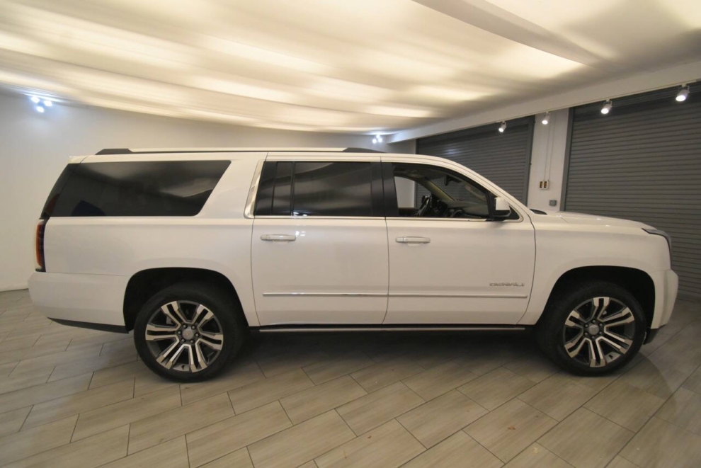 2019 GMC Yukon XL Denali 4x4 4dr SUV, White, Mileage: 96,641 - photo 5
