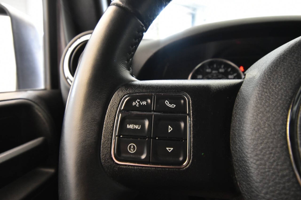 2018 Jeep Wrangler JK Unlimited Sahara, Silver, Mileage: 80,260 - photo 22