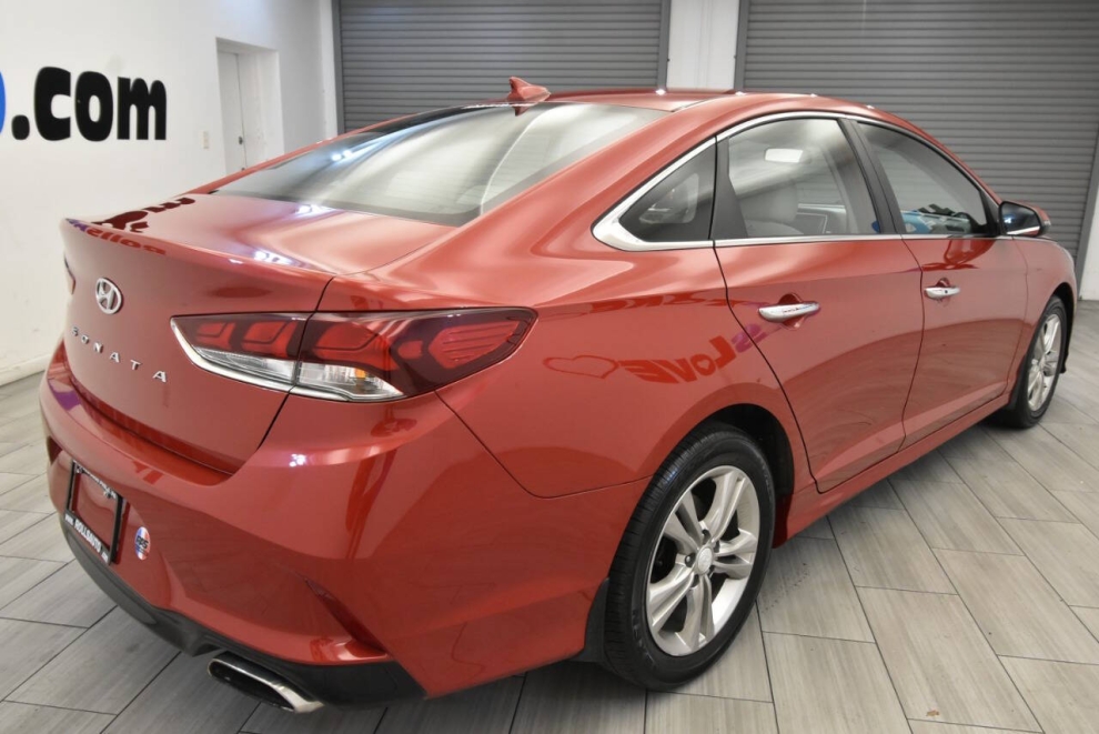 2019 Hyundai Sonata SEL, Red, Mileage: 79,949 - photo 4