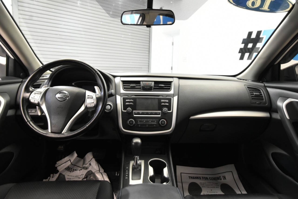 2016 Nissan Altima SR, White, Mileage: 94,648 - photo 18