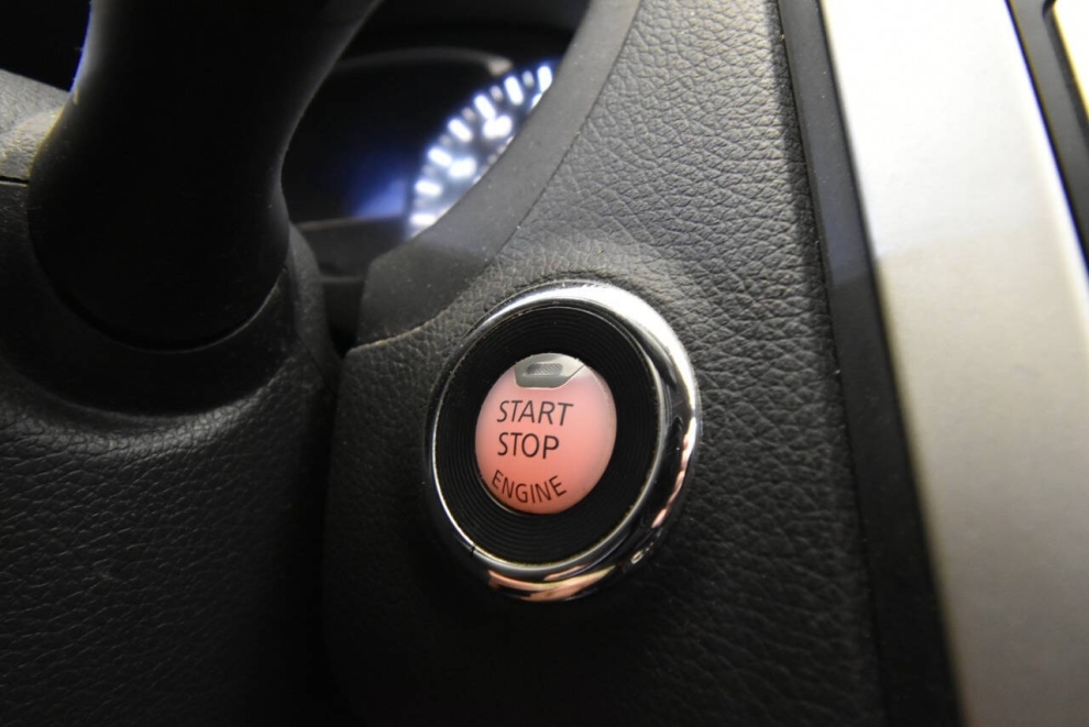 2016 Nissan Altima SR, White, Mileage: 94,648 - photo 19