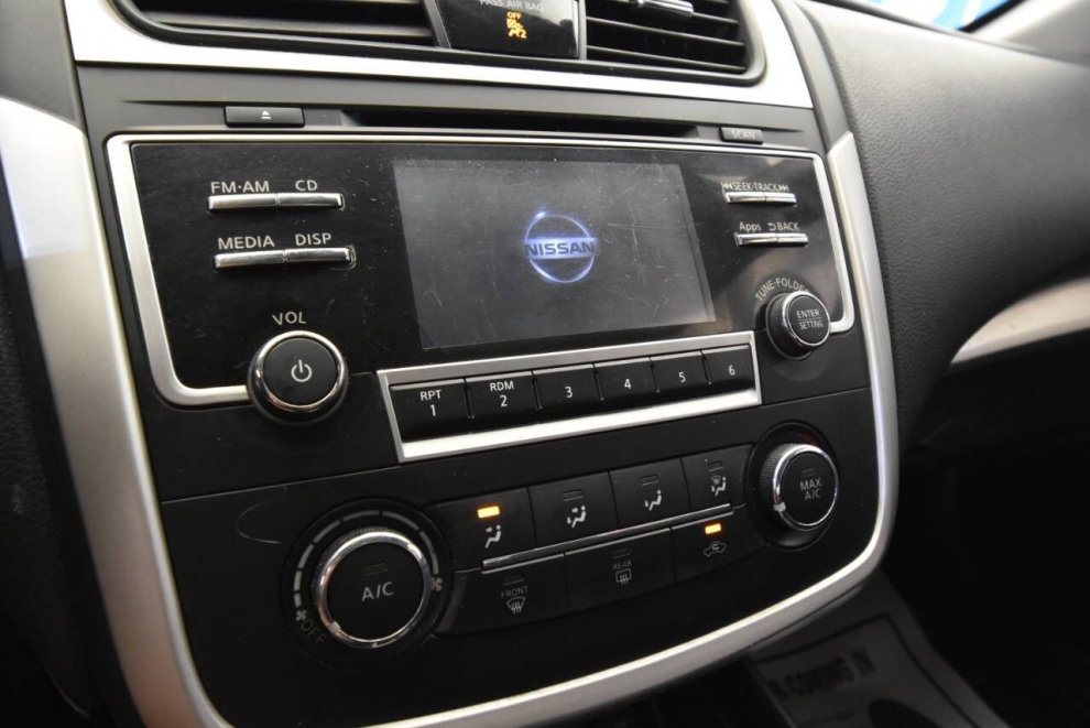 2016 Nissan Altima SR, White, Mileage: 94,648 - photo 21
