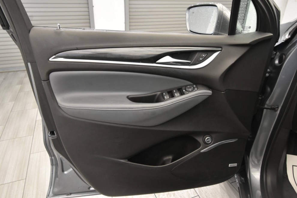 2020 Buick Enclave Essence 4x4 4dr Crossover, Gray, Mileage: 54,755 - photo 11