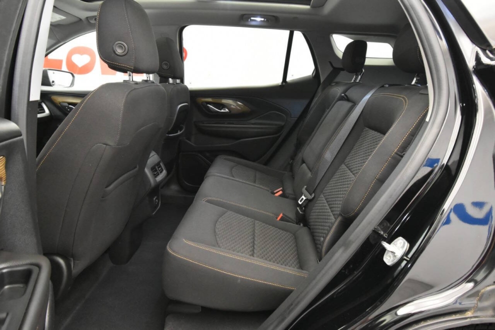 2020 GMC Terrain SLE 4x4 4dr SUV, Black, Mileage: 65,888 - photo 12