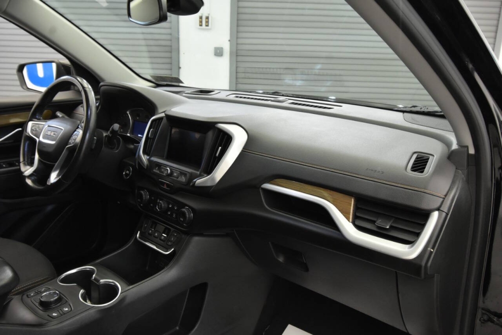 2020 GMC Terrain SLE 4x4 4dr SUV, Black, Mileage: 65,888 - photo 14
