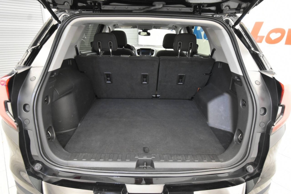 2020 GMC Terrain SLE 4x4 4dr SUV, Black, Mileage: 65,888 - photo 34