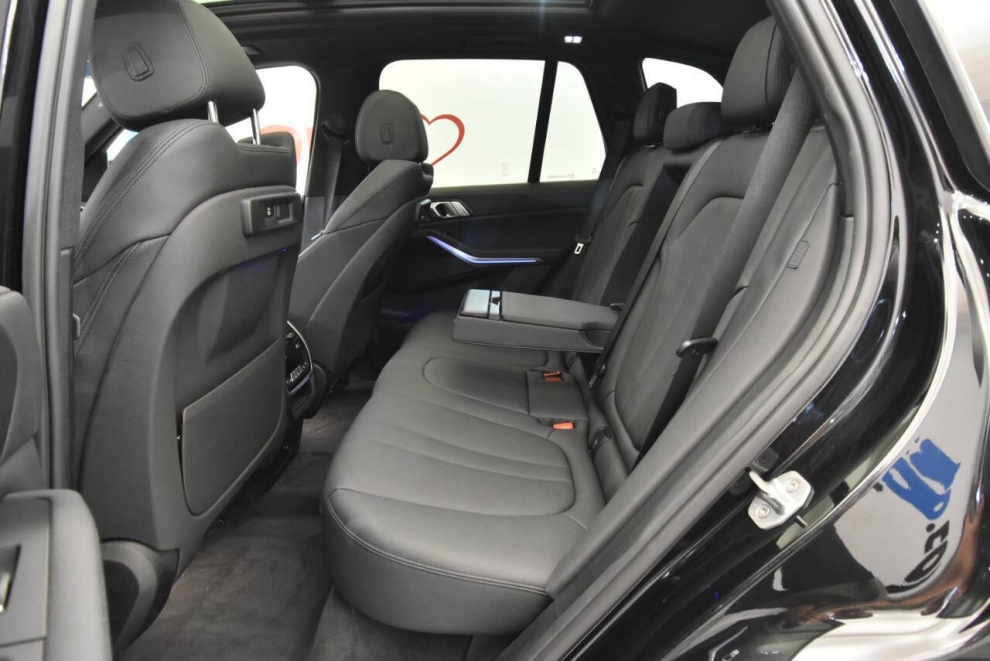 2019 BMW X5 xDrive40i AWD 4dr Sports Activity Vehicle, Black, Mileage: 71,021 - photo 12