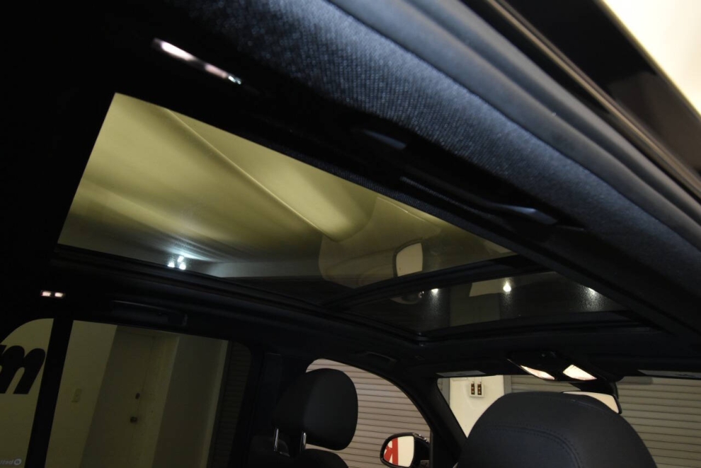 2019 BMW X5 xDrive40i AWD 4dr Sports Activity Vehicle, Black, Mileage: 71,021 - photo 17