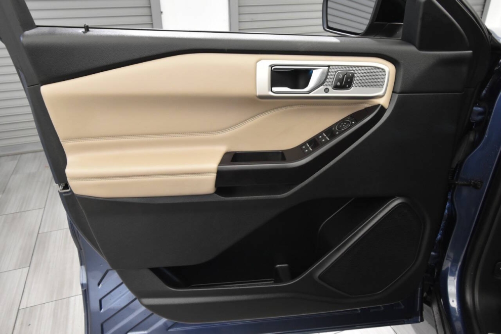 2020 Ford Explorer Limited AWD 4dr SUV, Blue, Mileage: 75,144 - photo 11