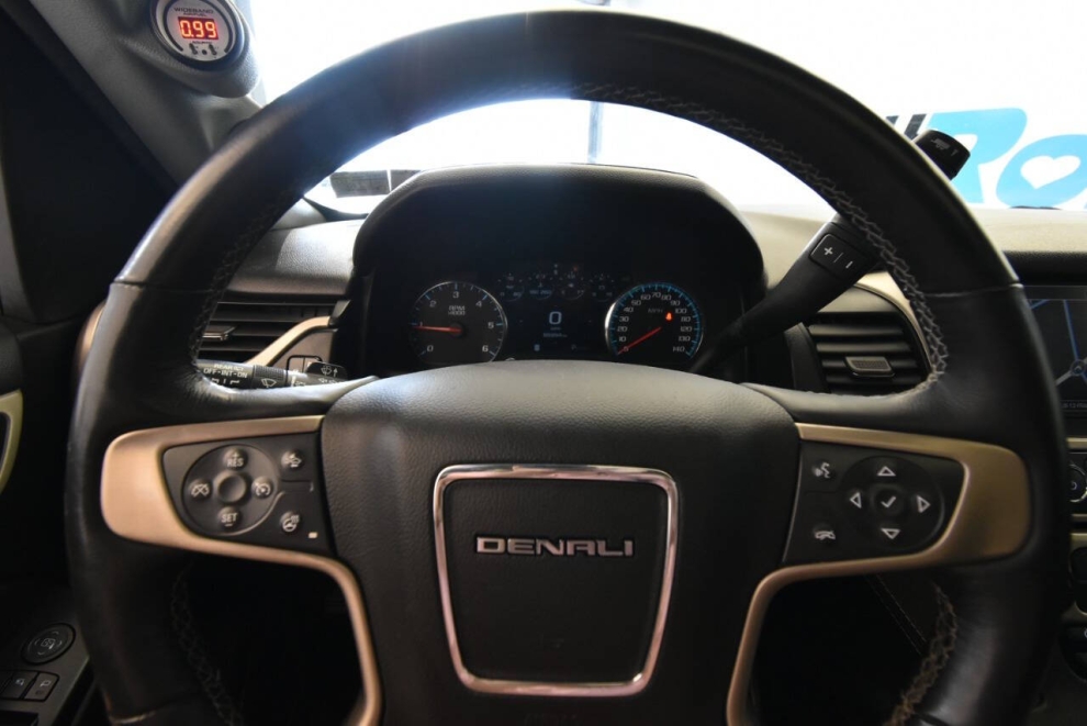 2018 GMC Yukon Denali 4x4 4dr SUV, White, Mileage: 95,949 - photo 26
