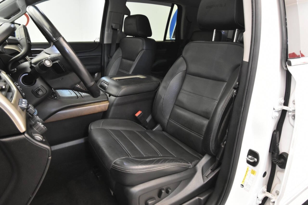 2018 GMC Yukon Denali 4x4 4dr SUV, White, Mileage: 95,949 - photo 9