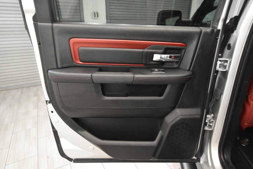 2016 RAM 1500 Rebel 4x4 4dr Crew Cab 5.5 ft. SB Pickup, Silver, Mileage: 91,208 - photo 13