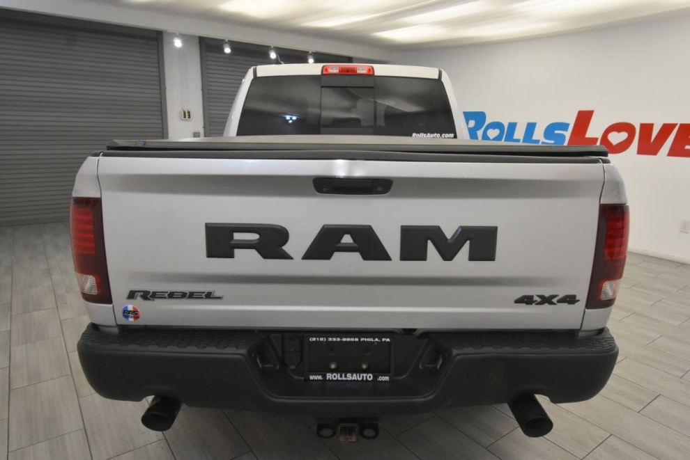 2016 RAM 1500 Rebel 4x4 4dr Crew Cab 5.5 ft. SB Pickup, Silver, Mileage: 91,208 - photo 3