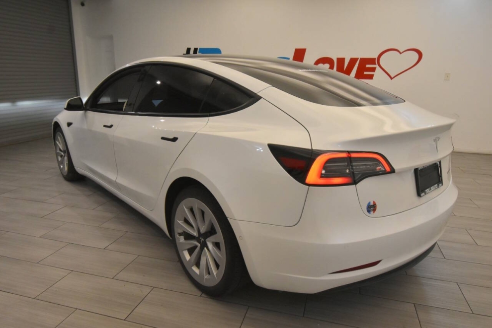 2022 Tesla Model 3 Long Range AWD 4dr Sedan, White, Mileage: 92,288 - photo 2