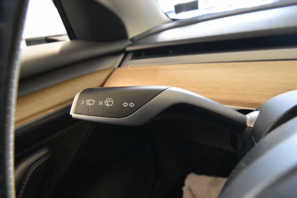 2022 Tesla Model 3 Long Range AWD 4dr Sedan, White, Mileage: 92,288 - photo 25