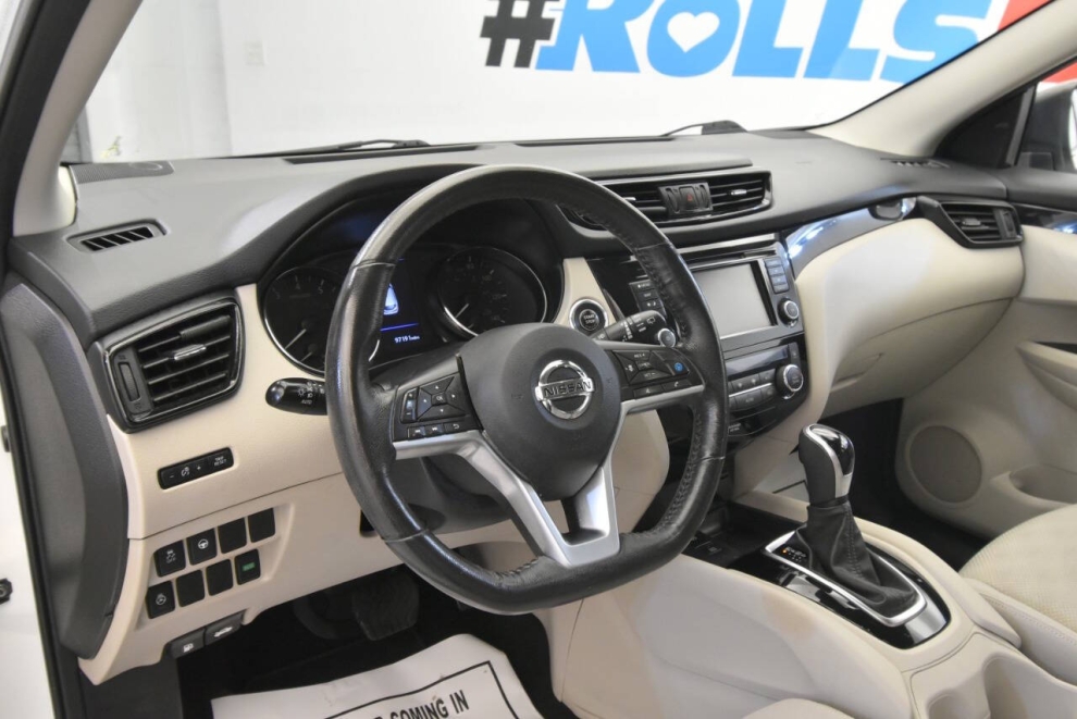 2019 Nissan Rogue Sport SV, Blanco, Mileage: 97,140 - photo 10