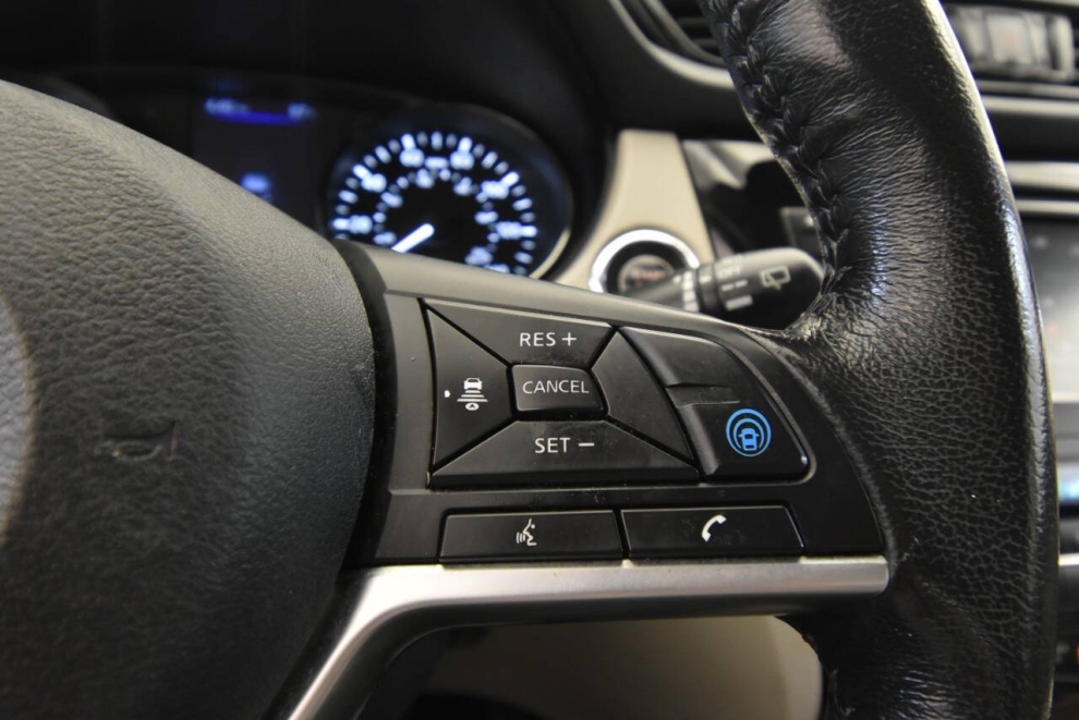 2019 Nissan Rogue Sport SV, Blanco, Mileage: 97,140 - photo 26