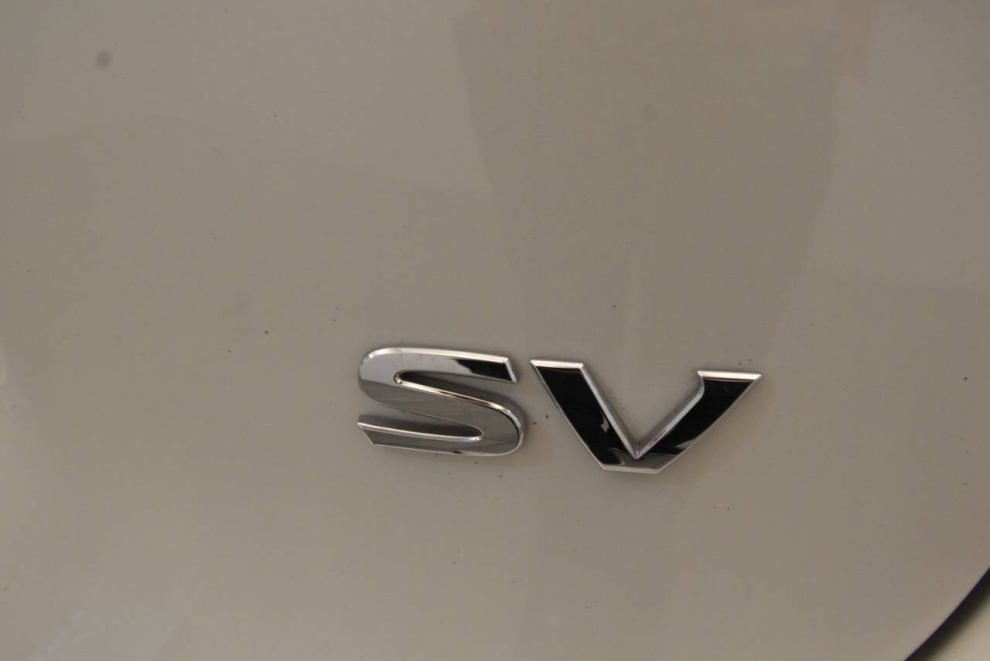 2019 Nissan Rogue Sport SV, Blanco, Mileage: 97,140 - photo 31