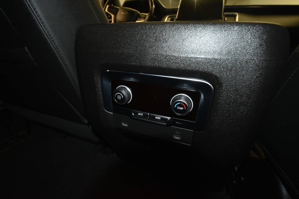 2021 Chevrolet Tahoe Z71 4x4 4dr SUV, Black, Mileage: 68,114 - photo 21
