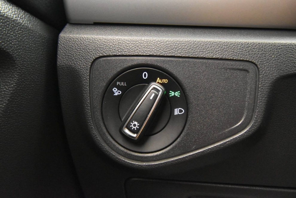 2023 Volkswagen Atlas V6 SE 4Motion AWD 4dr SUV w/Technology, Gray, Mileage: 60,939 - photo 29