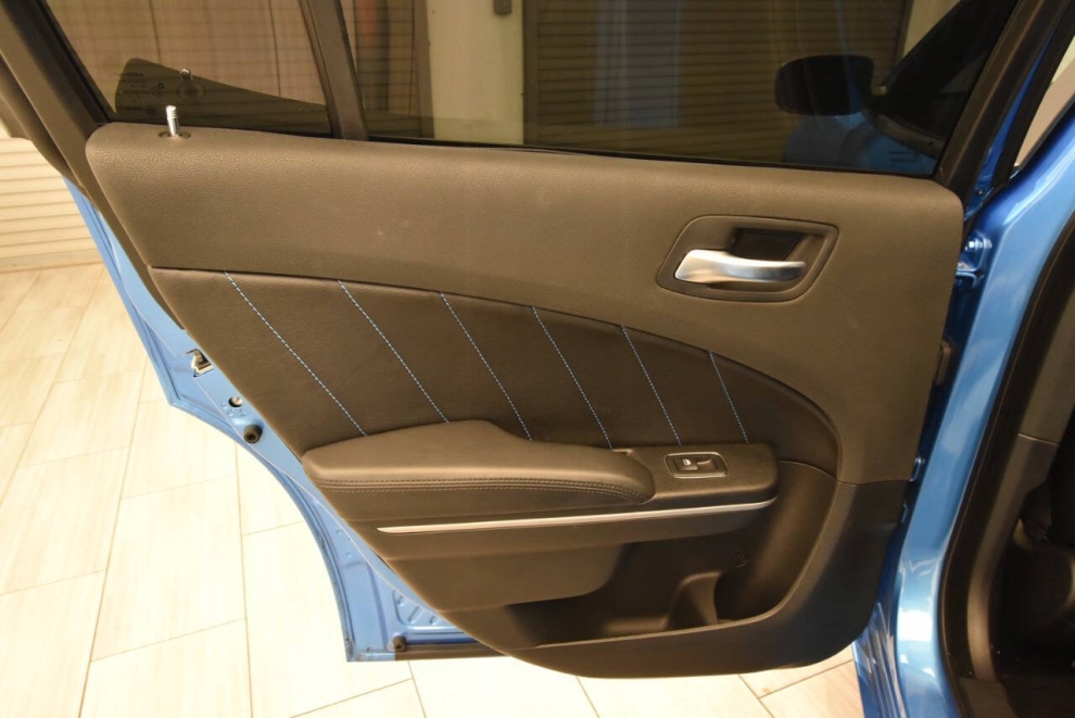 2023 Dodge Charger SXT 4dr Sedan, Blue, Mileage: 8,398 - photo 13