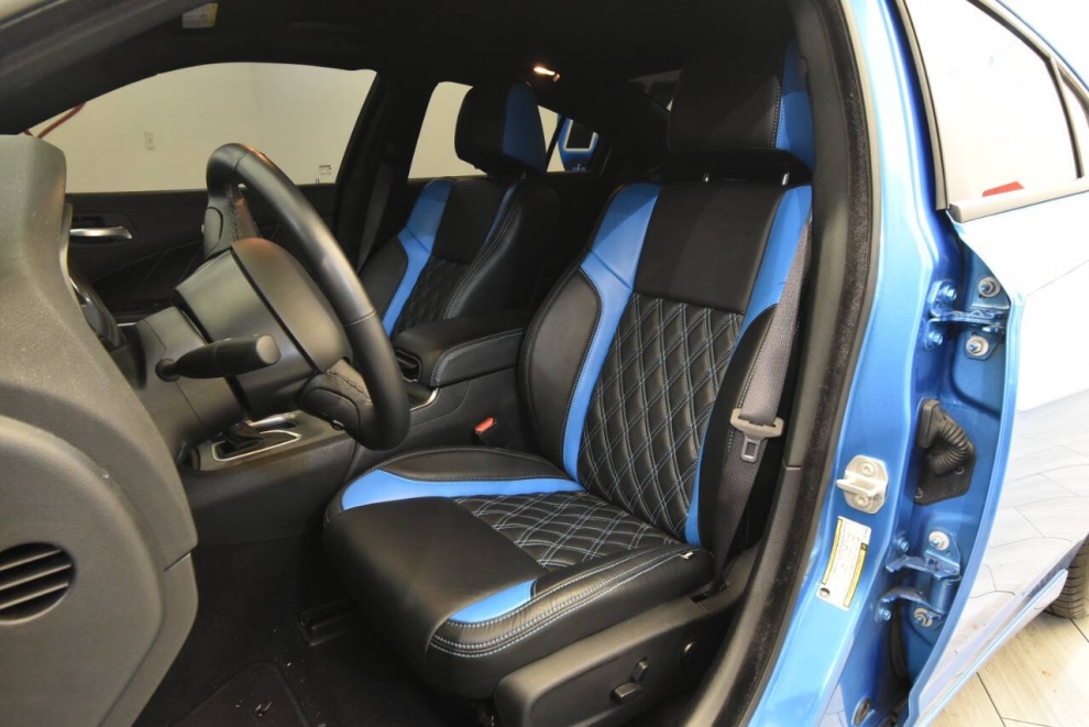 2023 Dodge Charger SXT 4dr Sedan, Blue, Mileage: 8,398 - photo 9