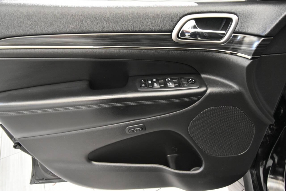 2020 Jeep Grand Cherokee Limited X, Black, Mileage: 76,116 - photo 12