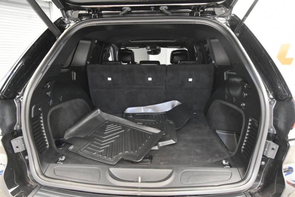 2020 Jeep Grand Cherokee Limited X, Black, Mileage: 76,116 - photo 32