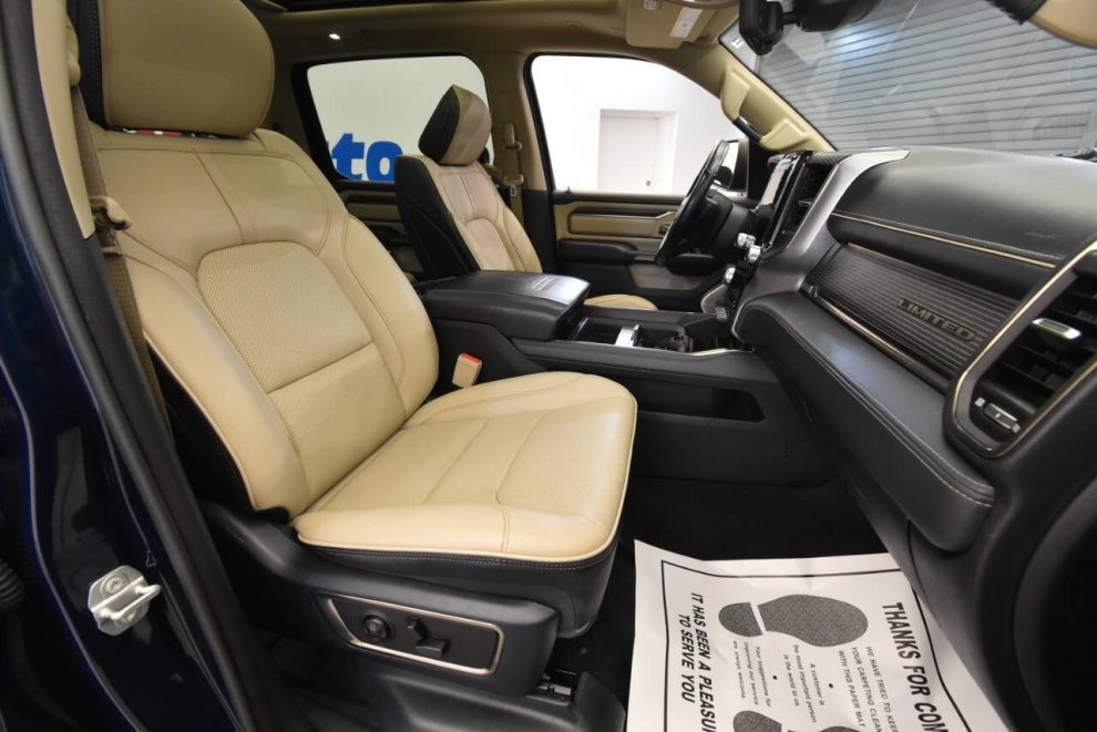 2021 RAM 1500 Limited 4x4 4dr Crew Cab 5.6 ft. SB Pickup, Blue, Mileage: 44,903 - photo 16
