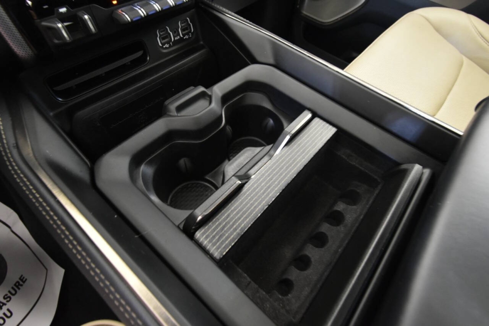 2021 RAM 1500 Limited 4x4 4dr Crew Cab 5.6 ft. SB Pickup, Blue, Mileage: 44,903 - photo 21