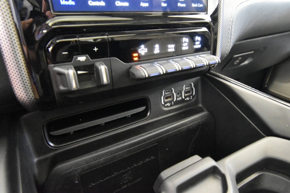 2021 RAM 1500 Limited 4x4 4dr Crew Cab 5.6 ft. SB Pickup, Blue, Mileage: 44,903 - photo 23