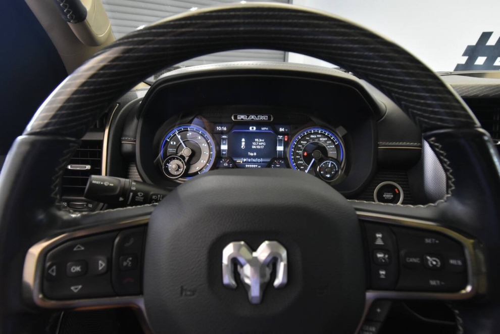 2021 RAM 1500 Limited 4x4 4dr Crew Cab 5.6 ft. SB Pickup, Blue, Mileage: 44,903 - photo 26