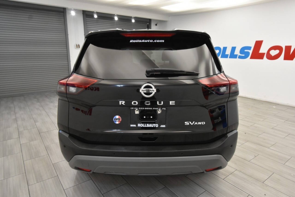 2021 Nissan Rogue SV AWD 4dr Crossover, Black, Mileage: 97,042 - photo 3