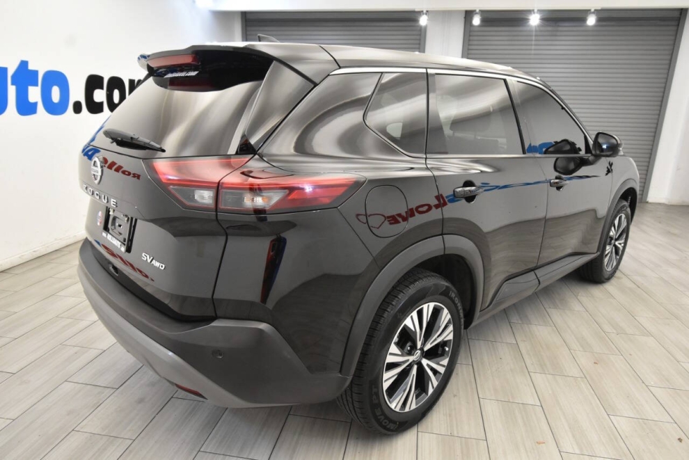 2021 Nissan Rogue SV AWD 4dr Crossover, Black, Mileage: 97,042 - photo 4