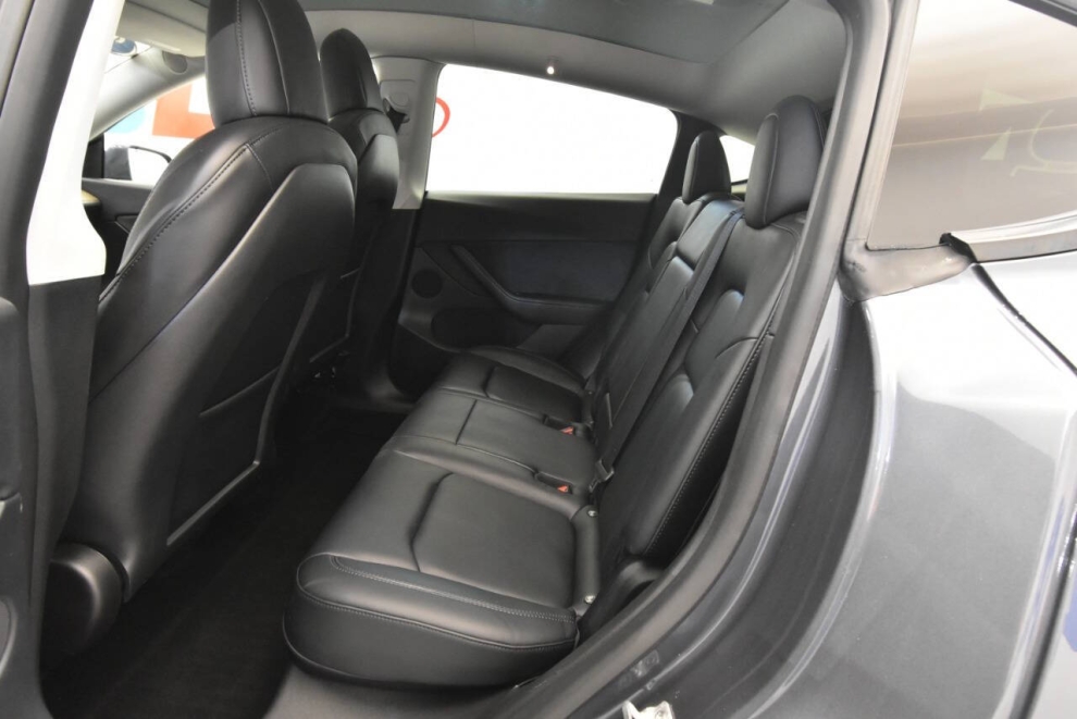 2022 Tesla Model Y Long Range AWD 4dr Crossover, Gray, Mileage: 59,791 - photo 12