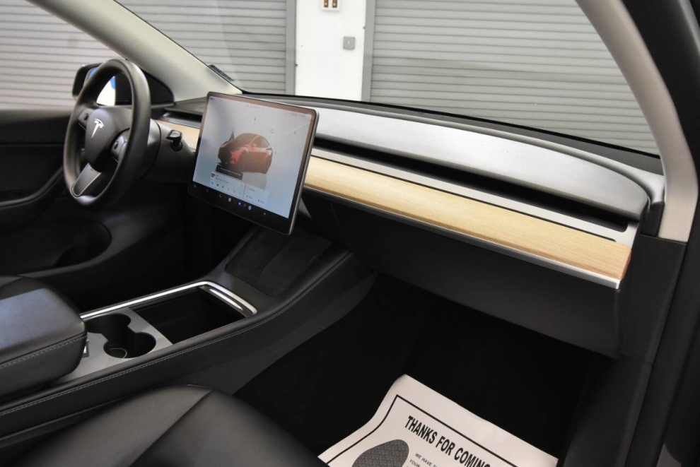 2022 Tesla Model Y Long Range AWD 4dr Crossover, Gray, Mileage: 59,791 - photo 14