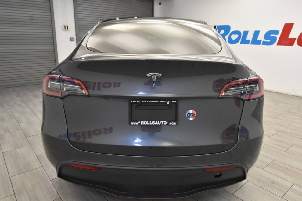 2022 Tesla Model Y Long Range AWD 4dr Crossover, Gray, Mileage: 59,791 - photo 3