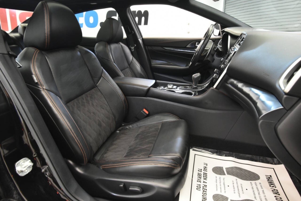 2020 Nissan Maxima 3.5 SR 4dr Sedan, Black, Mileage: 63,346 - photo 15