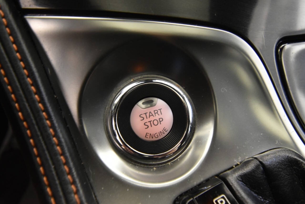 2020 Nissan Maxima 3.5 SR 4dr Sedan, Black, Mileage: 63,346 - photo 19