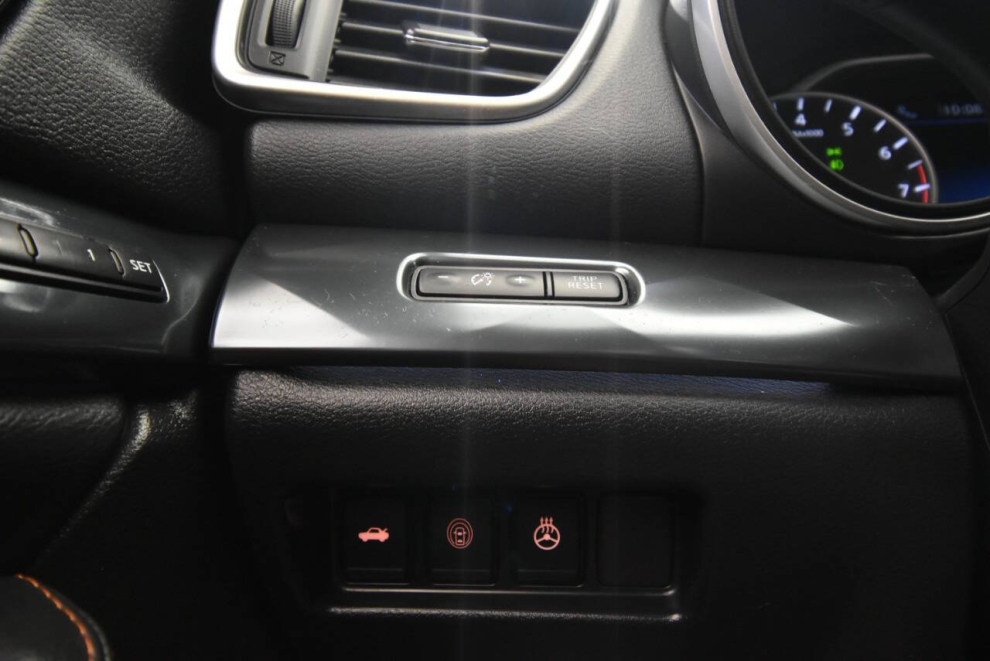 2020 Nissan Maxima 3.5 SR 4dr Sedan, Black, Mileage: 63,346 - photo 29
