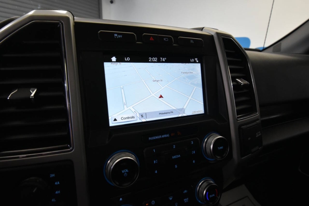 2018 Ford F-150 Lariat, Gray, Mileage: 108,113 - photo 24