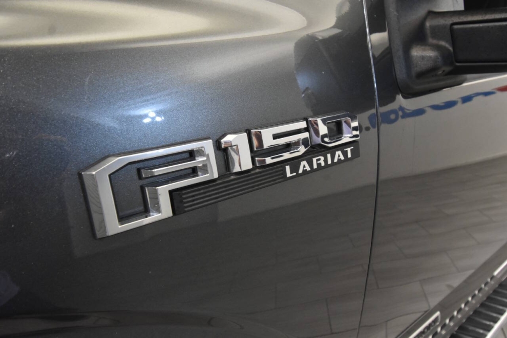 2018 Ford F-150 Lariat, Gray, Mileage: 108,113 - photo 9
