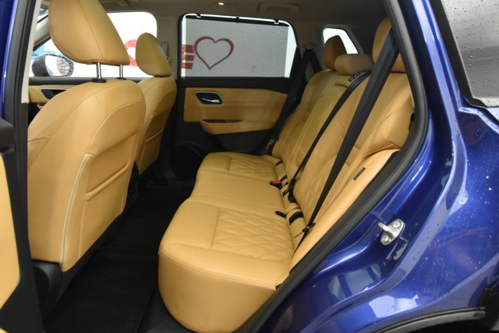 2022 Nissan Rogue Platinum AWD 4dr Crossover, Blue, Mileage: 79,521 - photo 12