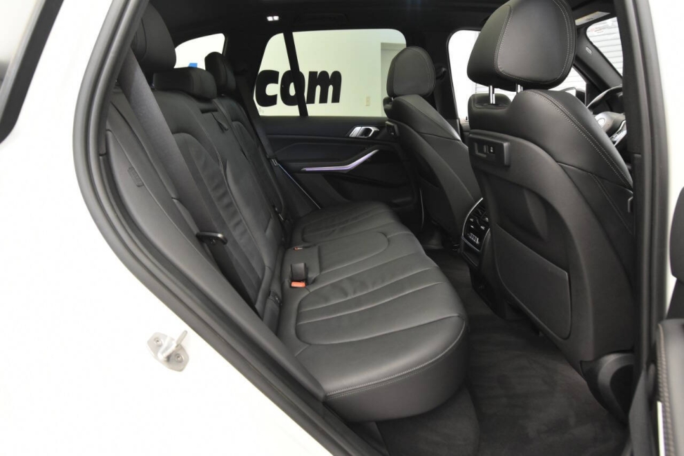2020 BMW X5 xDrive40i AWD 4dr Sports Activity Vehicle, White, Mileage: 70,534 - photo 16