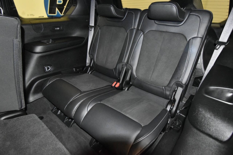 2022 Jeep Grand Cherokee L Altitude, Black, Mileage: 66,229 - photo 14