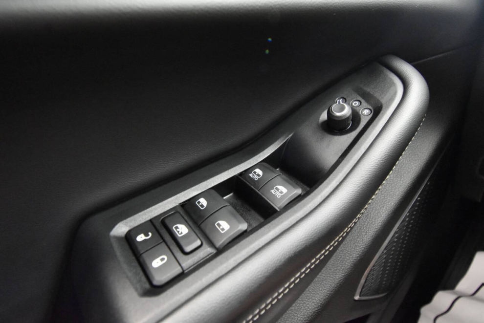 2022 Jeep Grand Cherokee L Altitude, Black, Mileage: 66,229 - photo 32