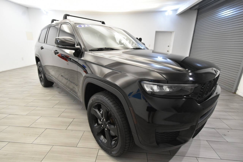 2022 Jeep Grand Cherokee L Altitude, Black, Mileage: 66,229 - photo 6