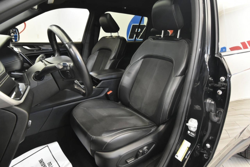 2022 Jeep Grand Cherokee L Altitude, Black, Mileage: 66,229 - photo 9