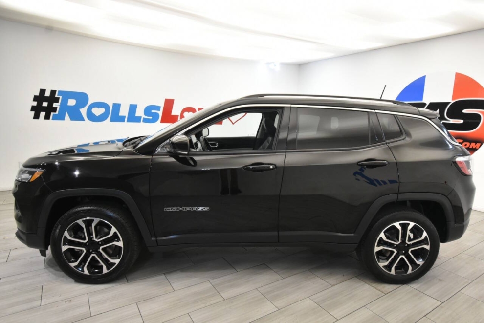 2022 Jeep Compass Limited, Black, Mileage: 40,254 - photo 1